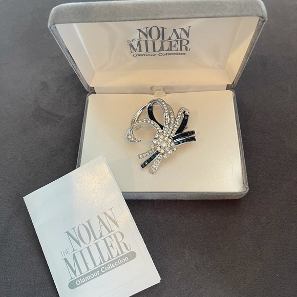NOLAN MILLER Ribbon Spray Glamour 1997 Collection Brooch - Picture 2 of 6